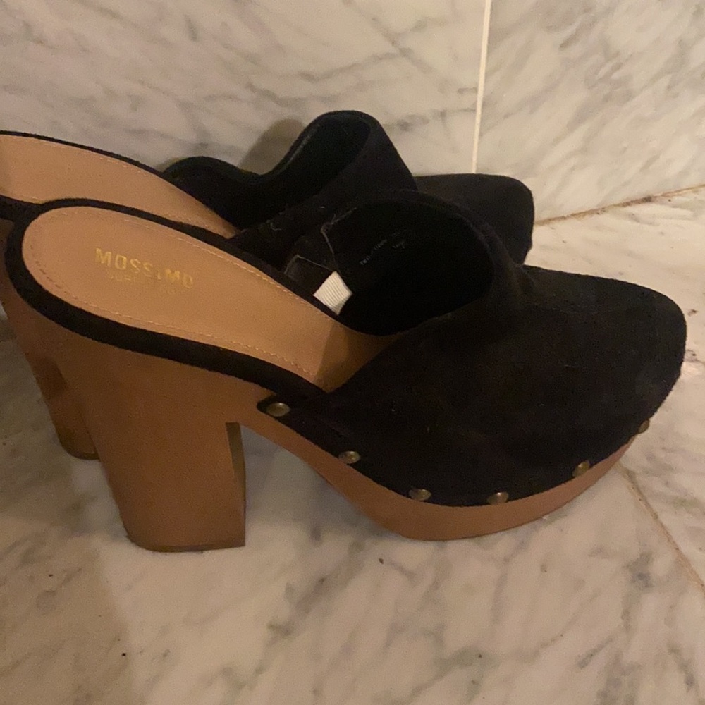 Groovy clogs - Picture 4 of 4